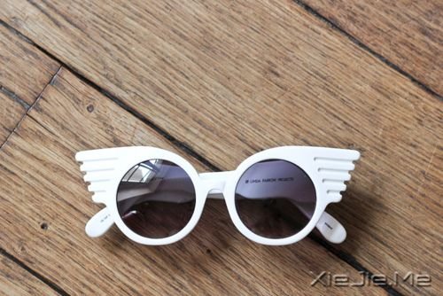 早安心语:活着就要快乐,因为我们会死很久 (1)